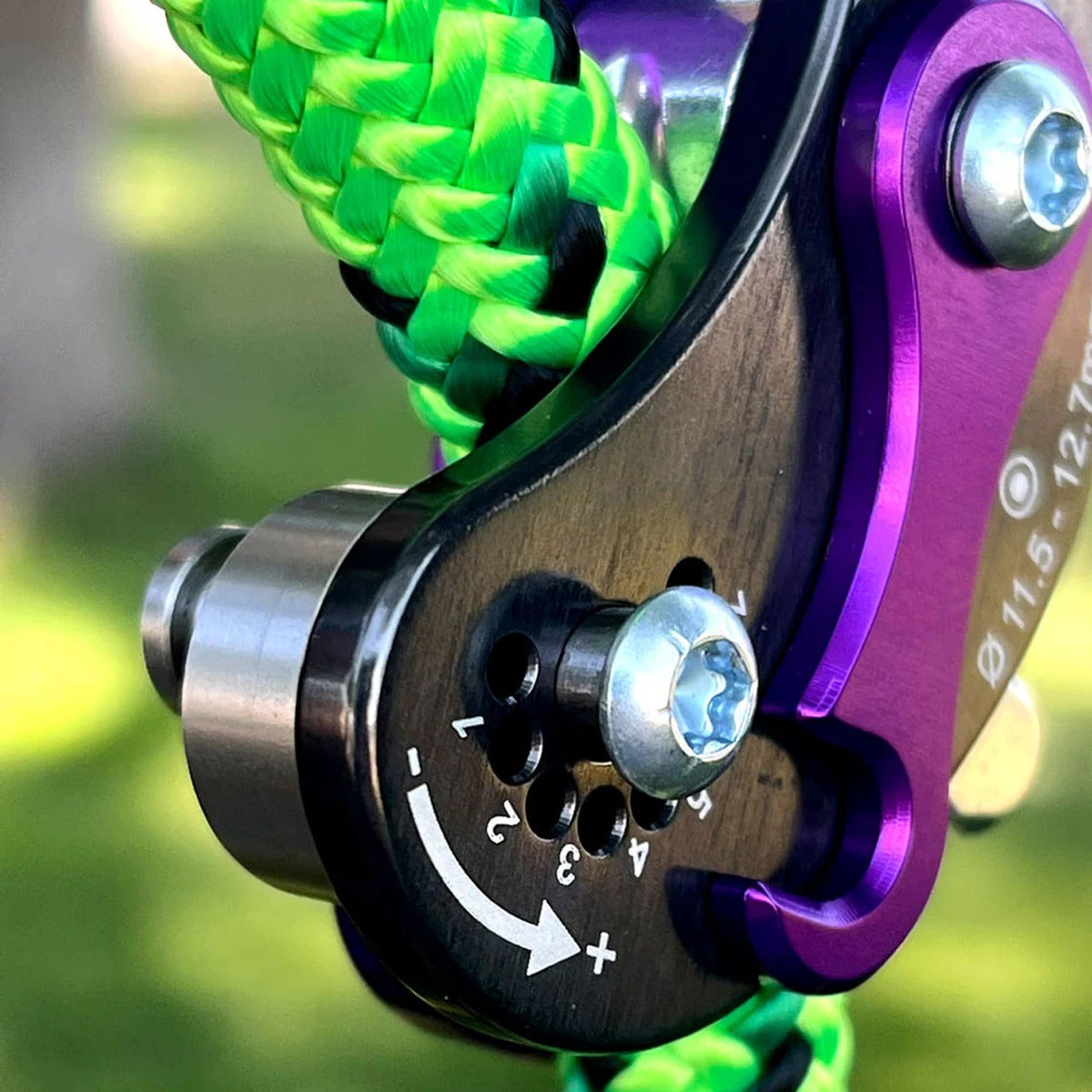 ★未使用に近い美品★ LOVE'S ROCK ペイントツナギ ゆるダボ 原宿系 ☆未使用に近い美品☆ LOVE'S ROCK ペイントツナギ ゆるダボ